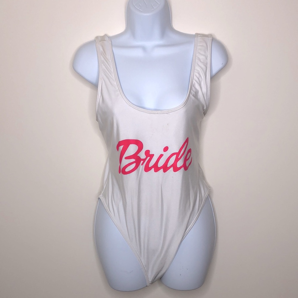 Women’s The Ring Box Swimwuit